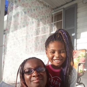 Meet your Posher, Debra